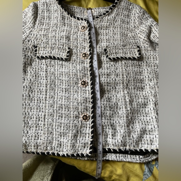 Lux Chanel Style Jacket - Picture 14 of 17